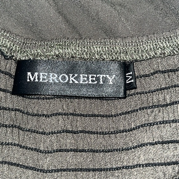 MEROKEETY Flutter Sleeve Smocked Midi Dress V Neck Casual Tiered w/ Pockets - Picture 8 of 9